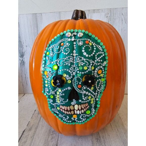 Sugar skull pumpkin jack-o'-lantern beaded Halloween unique decor prop - Picture 1 of 7